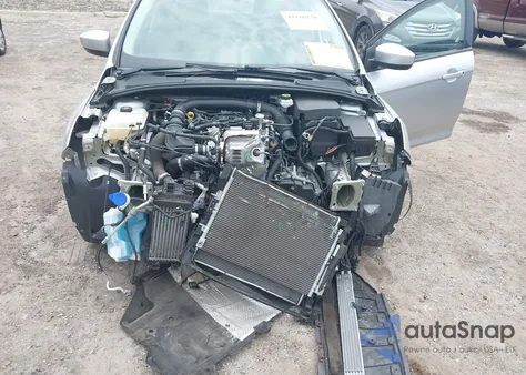 2018 Ford Focus Se из США, поврежденный, VIN 1FADP3FE4JL214013